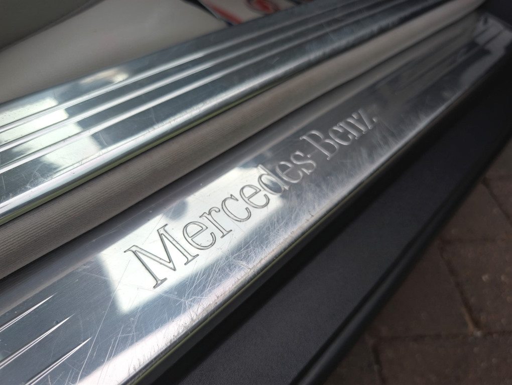 Mercedes-Benz SL Class U1014235 Silver #78