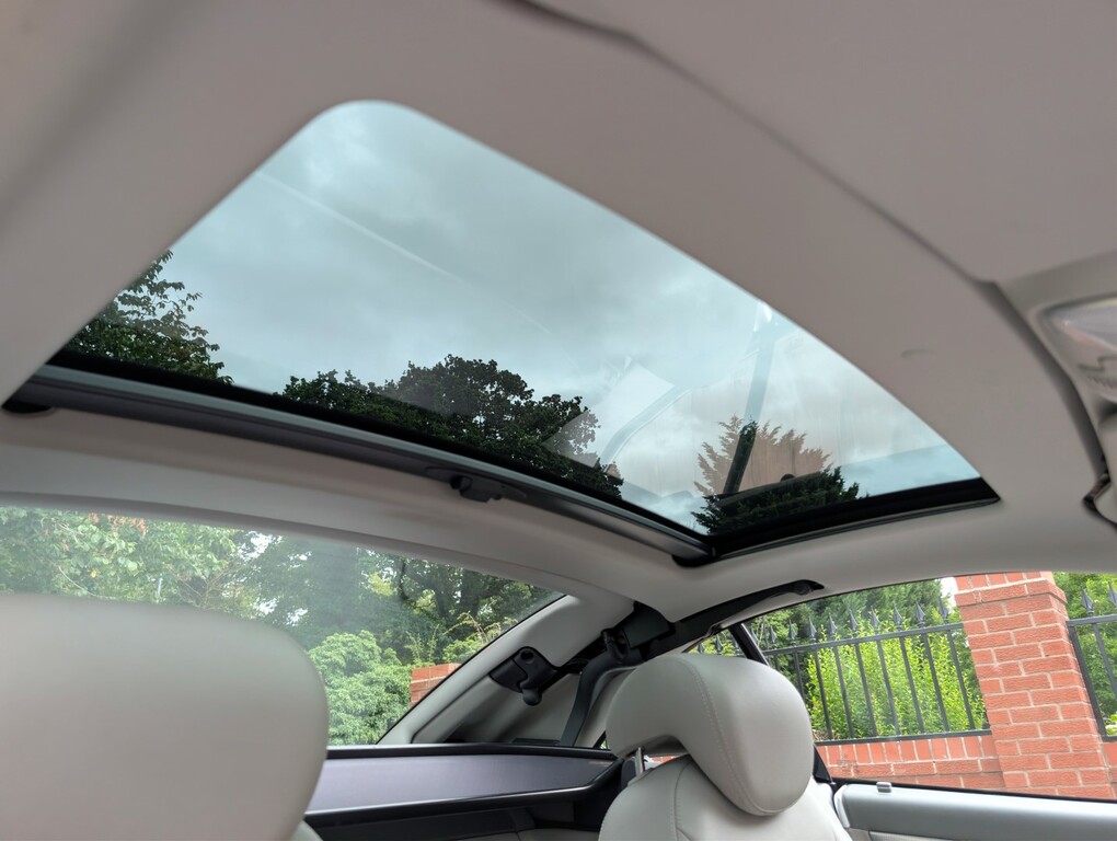 Mercedes-Benz SL Class U1014235 Silver #82