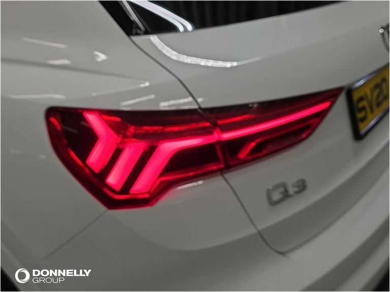 Audi Q3 1.5 Tfsi 35 Edition 1 Sportback S Troni White #17