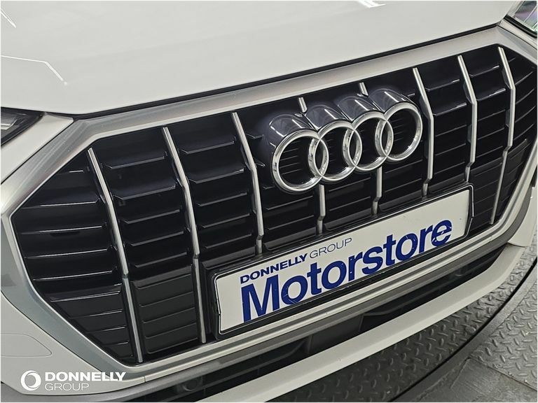 Audi Q3 1.5 Tfsi 35 Edition 1 Sportback S Troni White #20