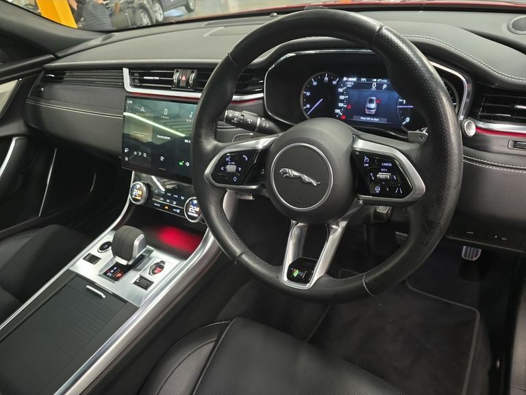 Jaguar XF 2.0 P300i R-dynamic Hse Sportbrake Awd Euro 6 Black #26