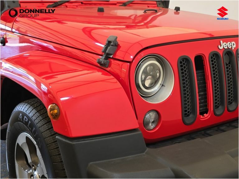 Jeep Wrangler 2.8 Crd Sahara 197 Bhp Black #18