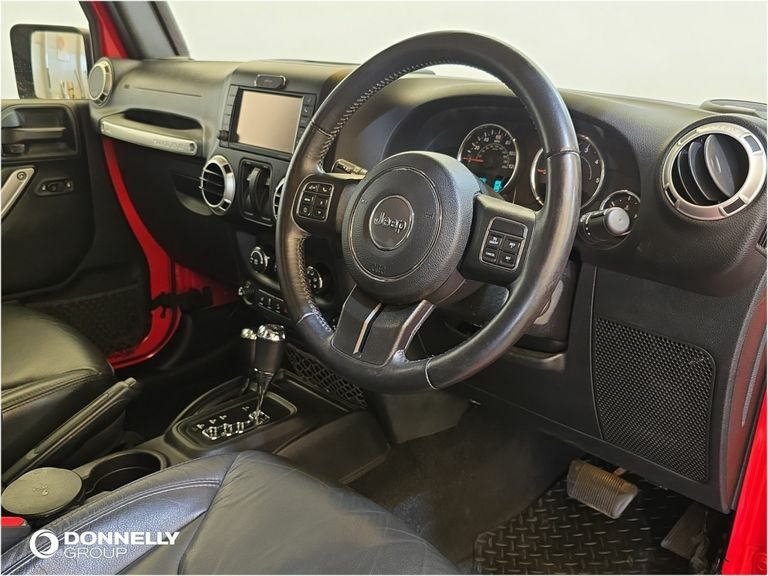 Jeep Wrangler 2.8 Crd Sahara 197 Bhp Black #4