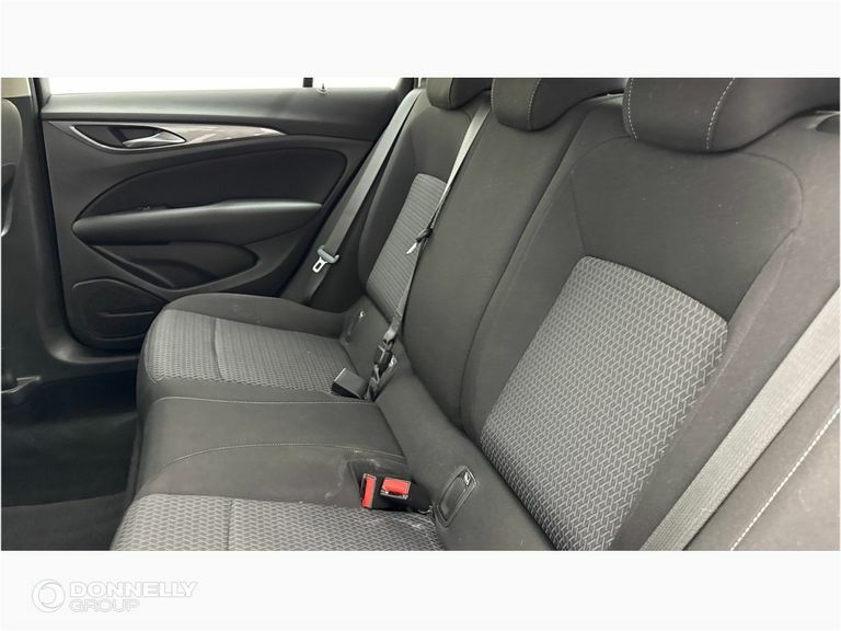 Vauxhall Insignia Hatchback #7