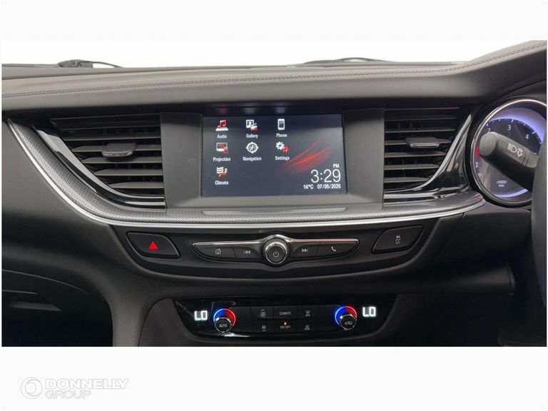 Vauxhall Insignia Hatchback #8
