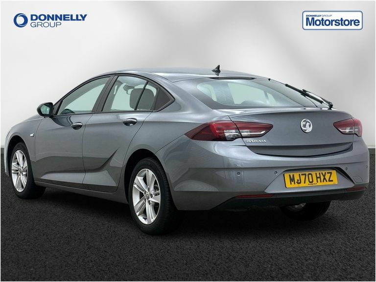 Vauxhall Insignia Hatchback #3