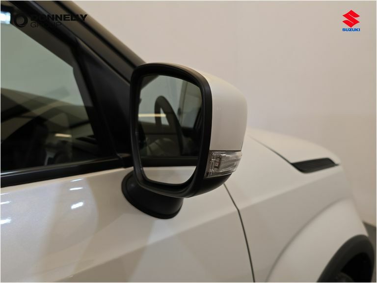 Suzuki Ignis Sz5 White #26