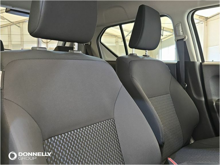 Suzuki Ignis Sz5 White #32