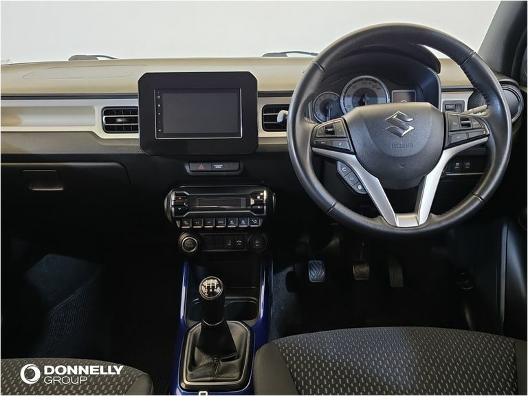Suzuki Ignis Sz5 White #17