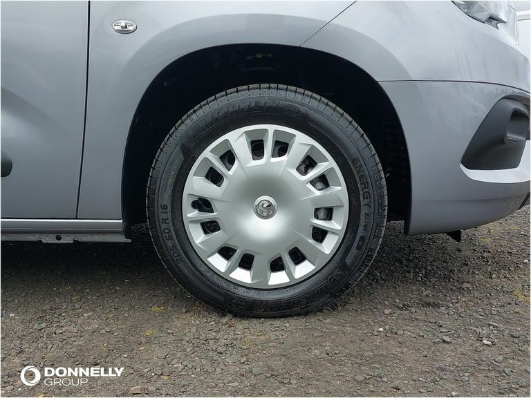 Vauxhall Combo 1.5L Pro White #8