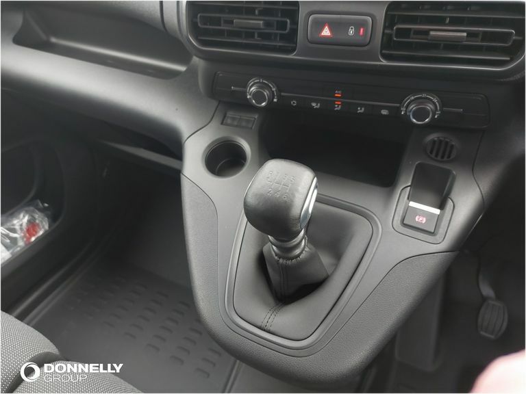 Vauxhall Combo 1.5L Pro White #21