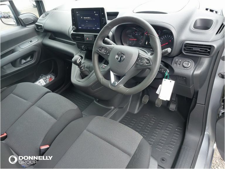 Vauxhall Combo 1.5L Pro White #7