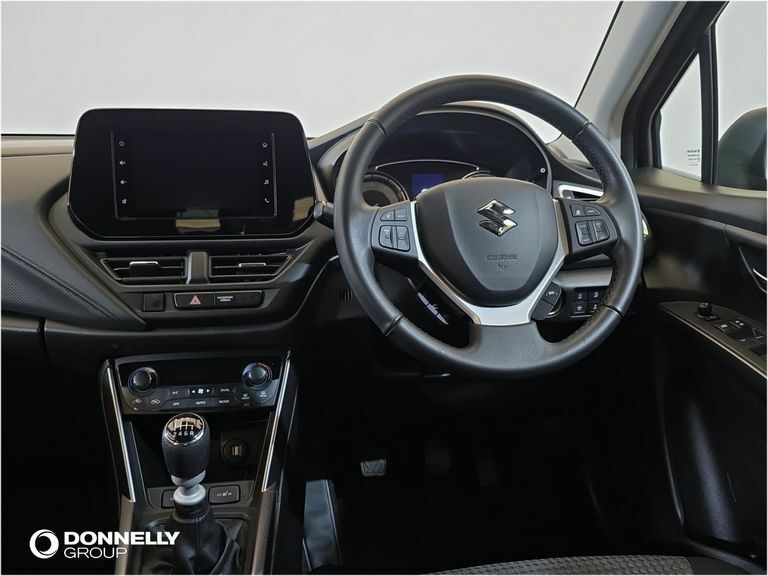 Suzuki SX4 S Cross Motion White #18