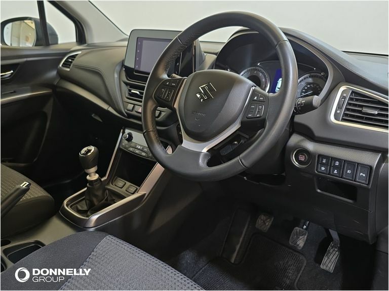 Suzuki SX4 S Cross Motion White #4