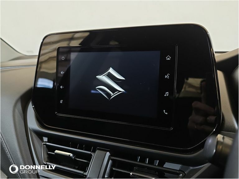 Suzuki SX4 S Cross Motion White #5