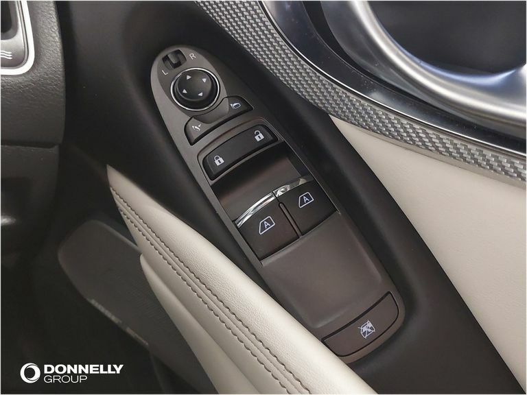 Infiniti Q60 Premium Tech Black #23
