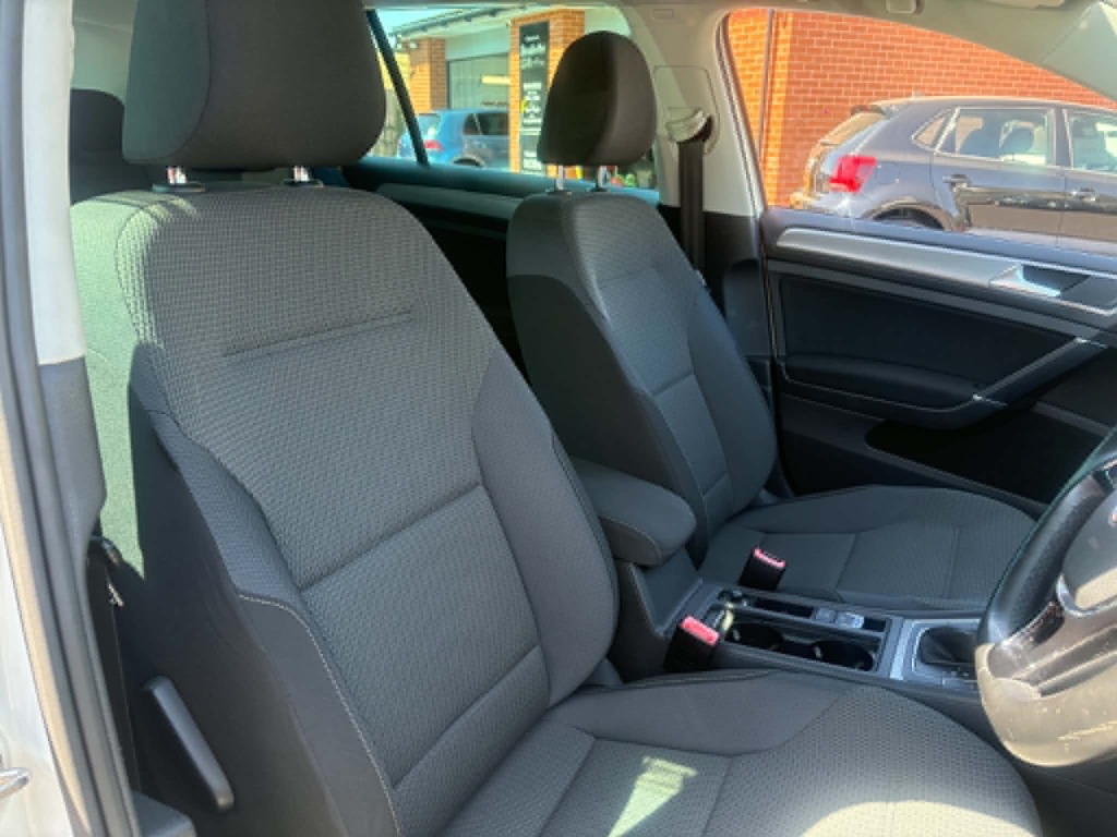 Volkswagen Golf 1.6 Tdi 110 Match Grey #22
