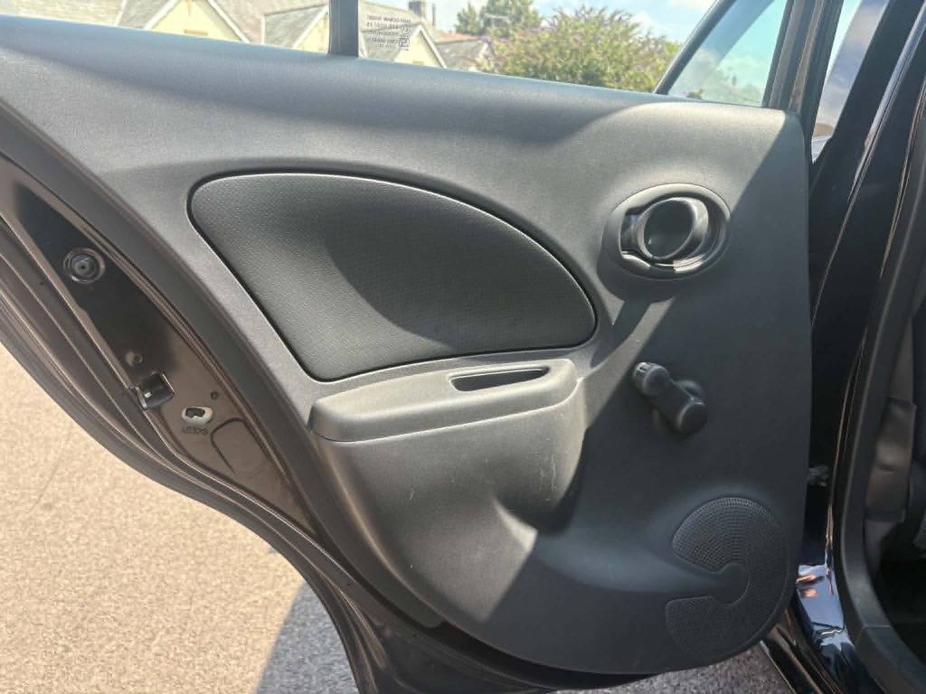 Nissan Micra 1.2 Acenta 79 Bhp Silver #18
