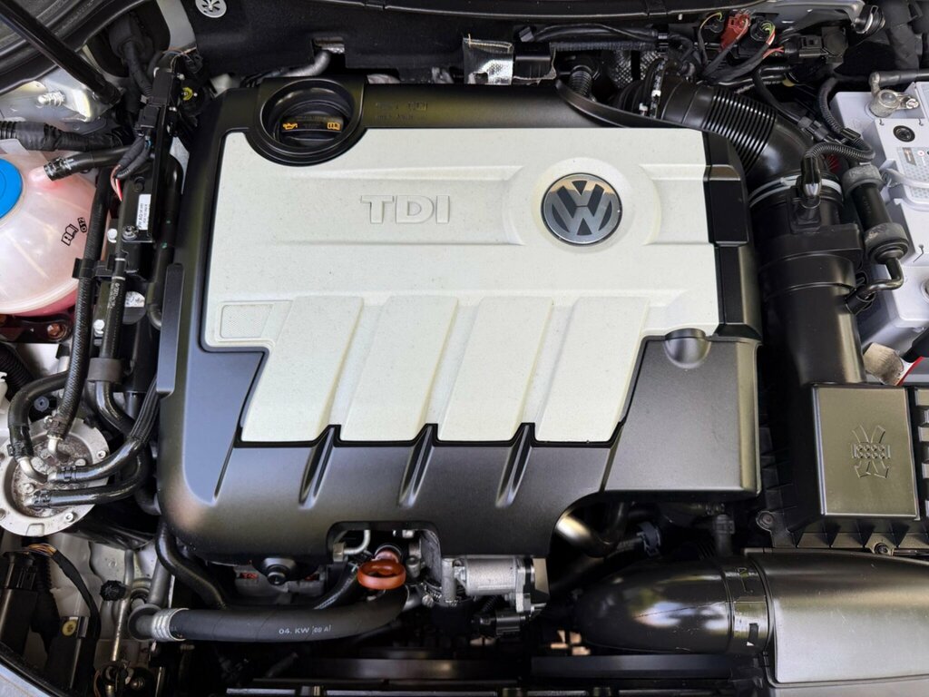 Volkswagen Passat 2.0 Tdi Highline Euro 5 Black #16