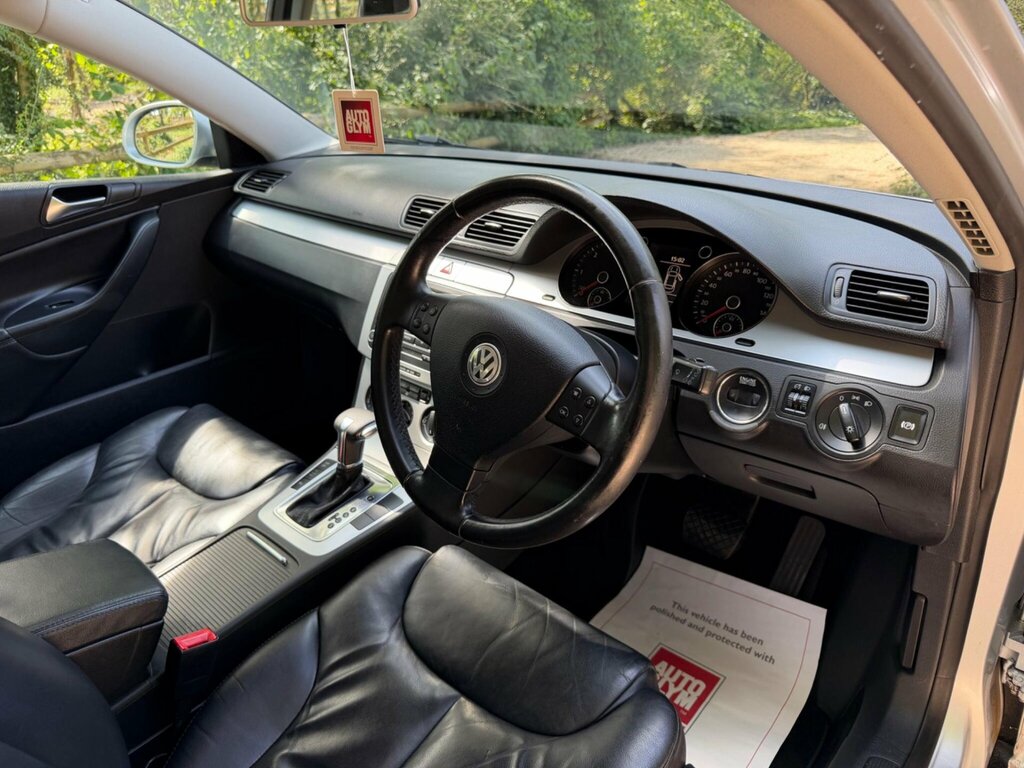 Volkswagen Passat 2.0 Tdi Highline Euro 5 Black #25