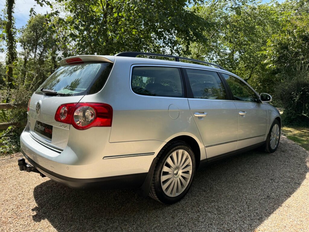 Volkswagen Passat 2.0 Tdi Highline Euro 5 Black #4