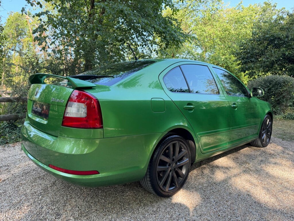 Skoda Octavia 2.0 Tdi Vrs Dsg Euro 5 Green #4
