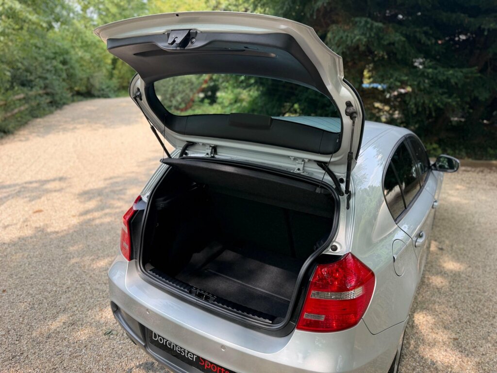 BMW 1 Series Black #82