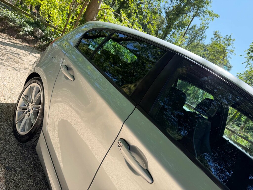 BMW 1 Series Diesel Blue #25