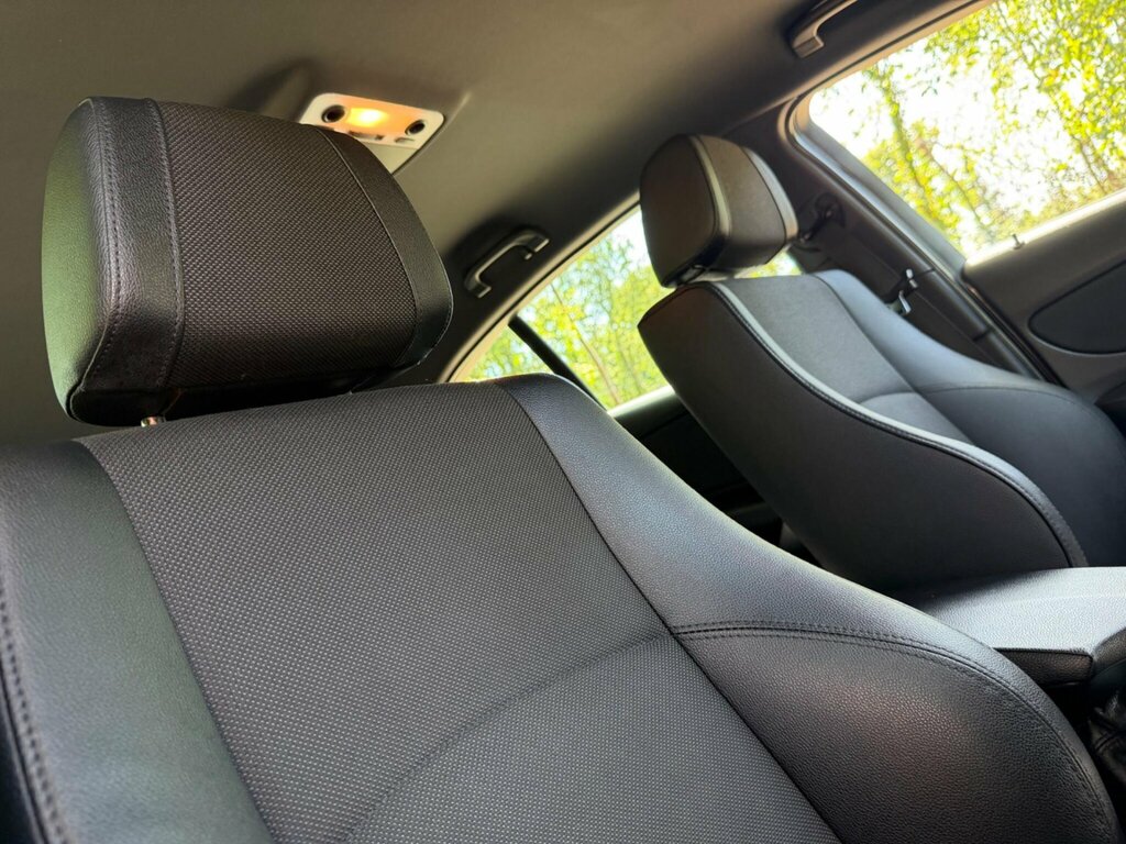 BMW 1 Series Black #51