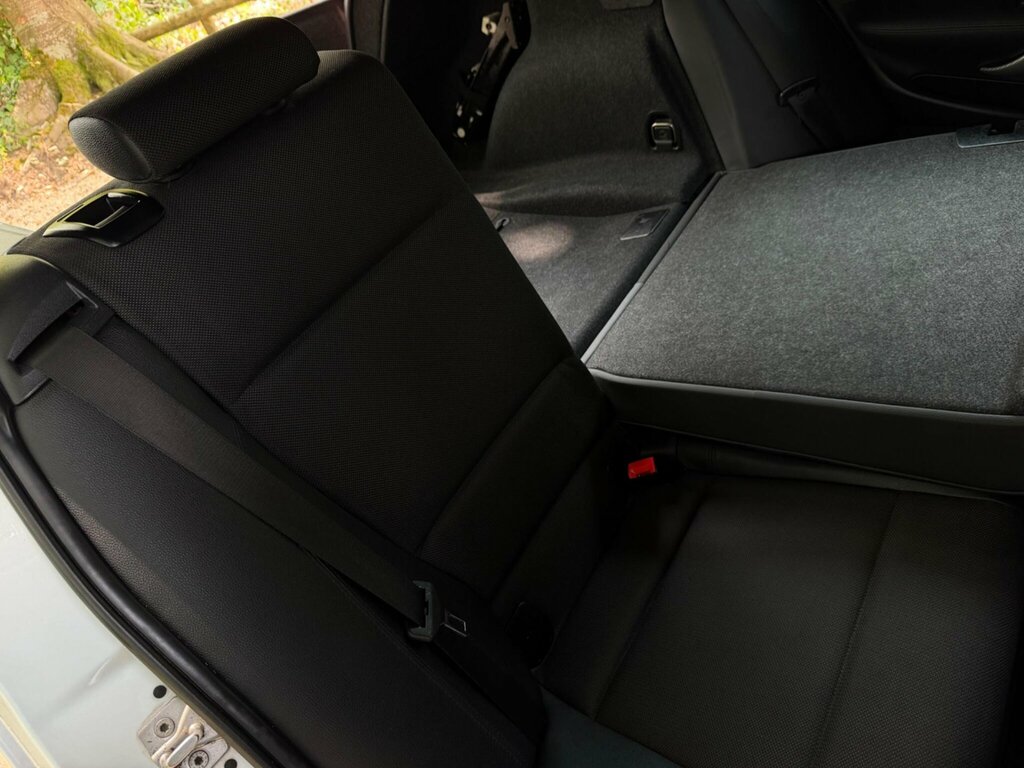 BMW 1 Series Black #91