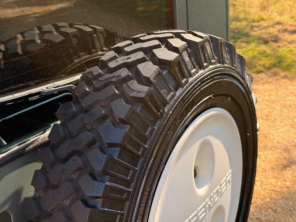 Land Rover Defender 110 Blue #55