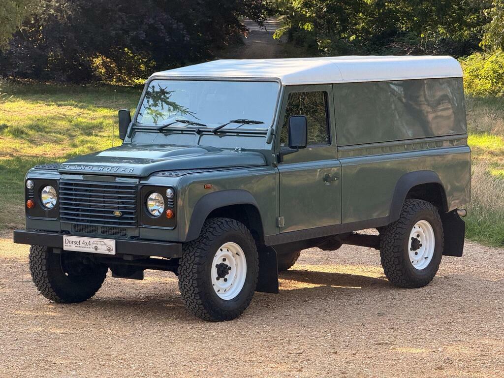 Land Rover Defender 110 Blue #3
