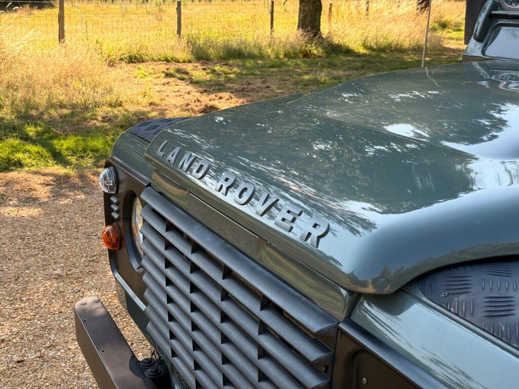 Land Rover Defender 110 Blue #23