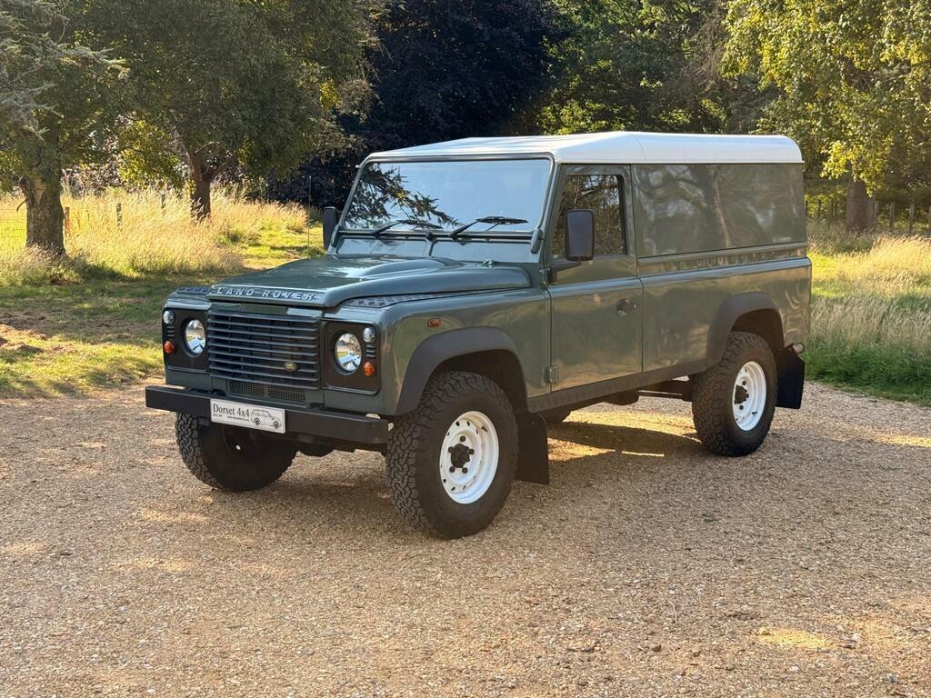 Land Rover Defender 110 Blue #106