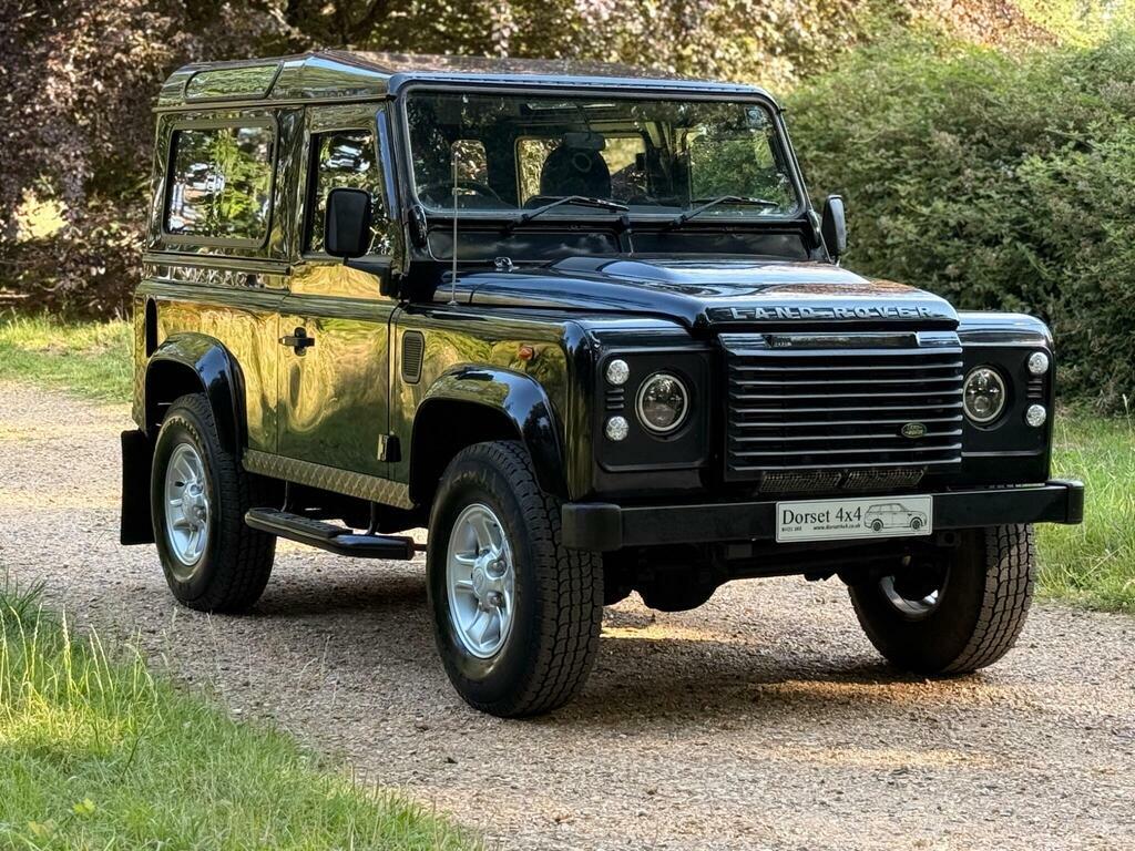 Land Rover Defender 90 2.4 Tdci County Station Wagon Black #2