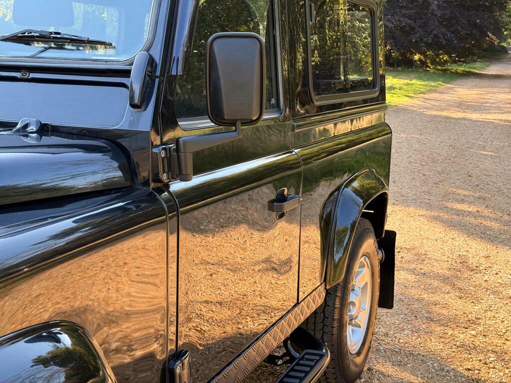 Land Rover Defender 90 Tdci Green #32