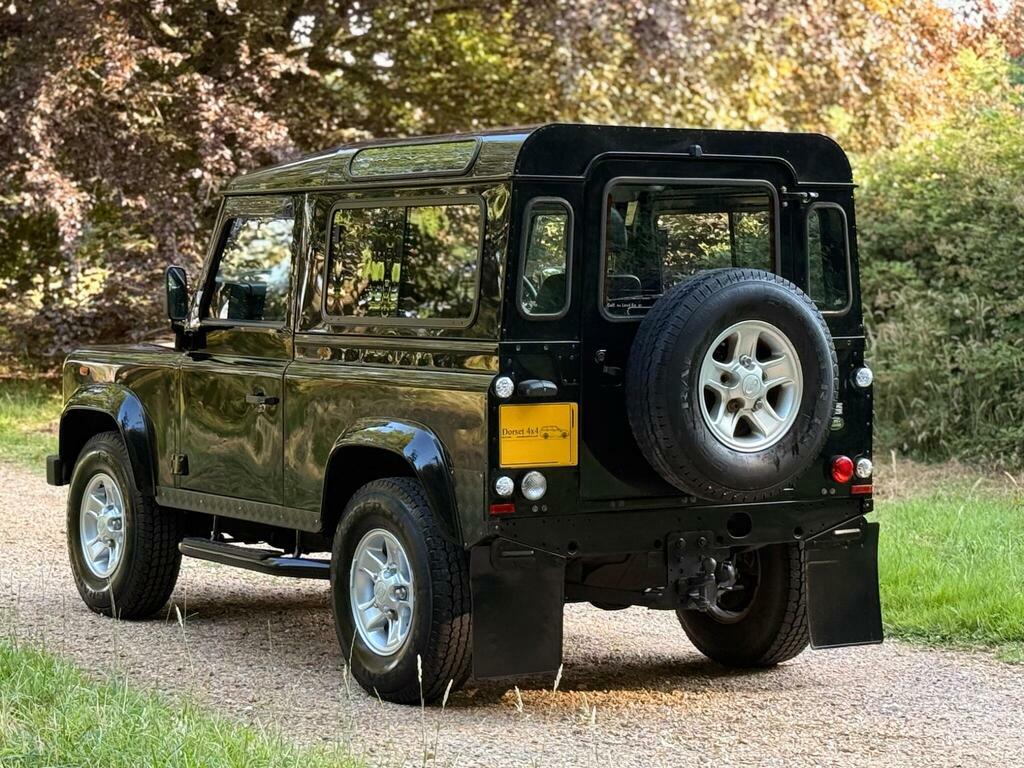 Land Rover Defender 90 2.4 Tdci County Station Wagon Black #3