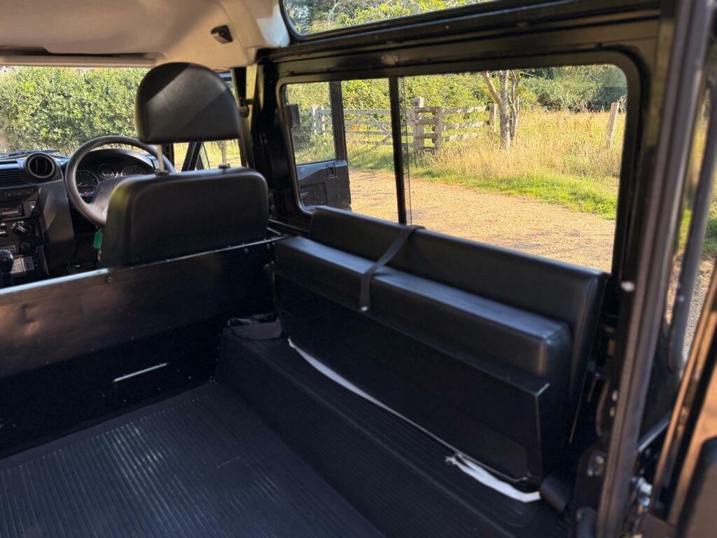 Land Rover Defender 90 Tdci Green #17