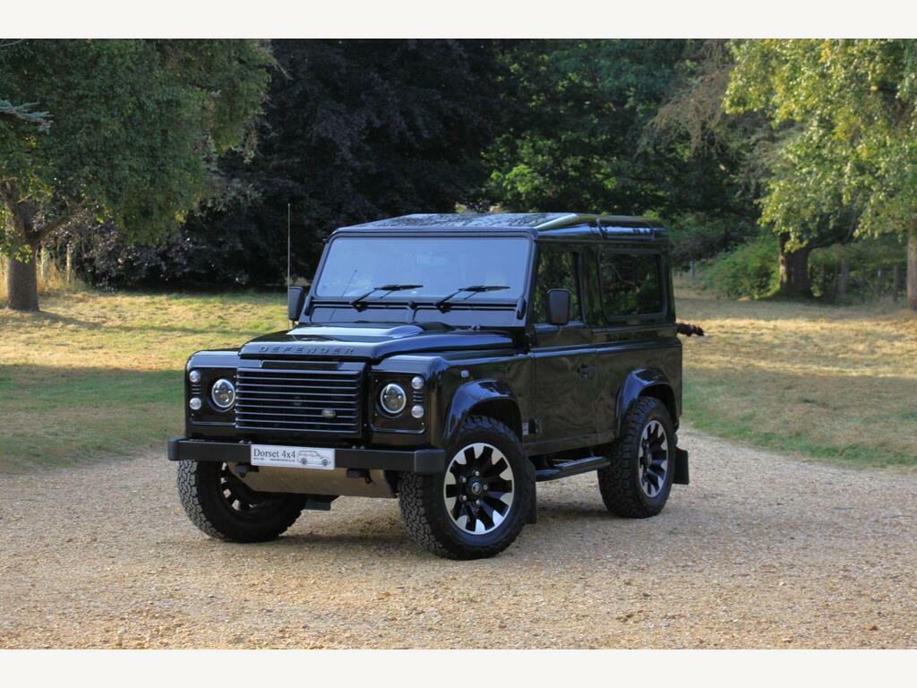 Land Rover Defender 90 Diesel White #61