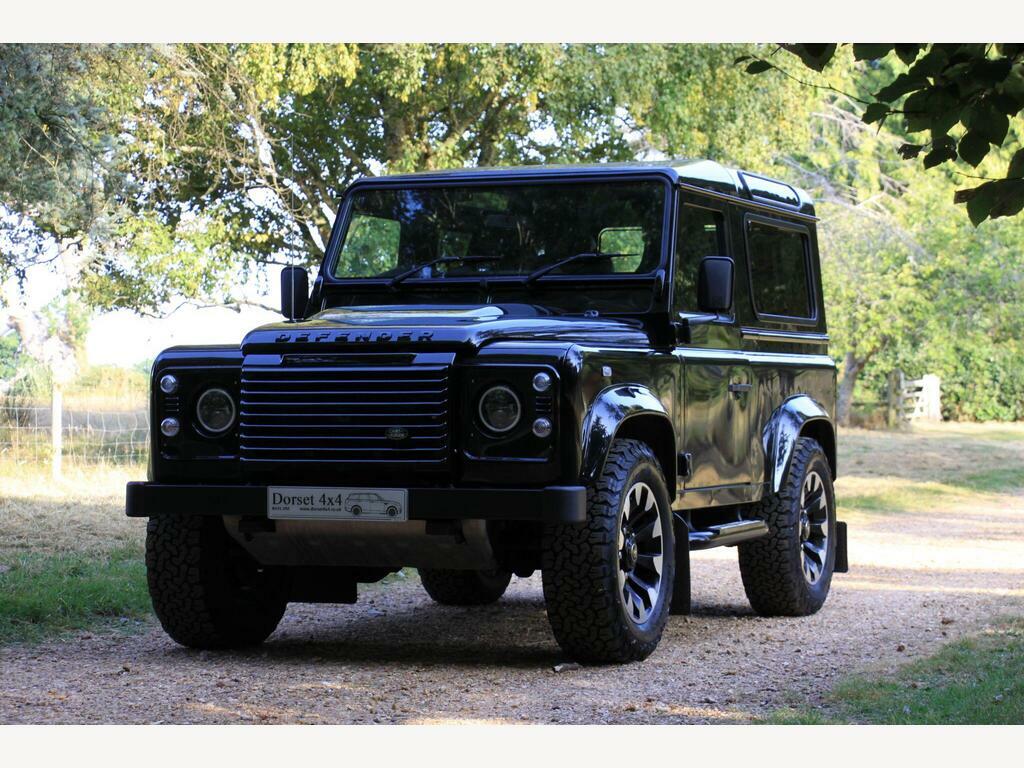 Land Rover Defender 90 Diesel White #40