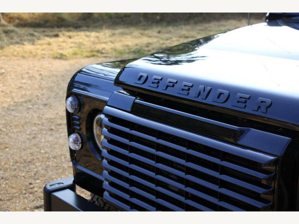 Land Rover Defender 90 Diesel White #29