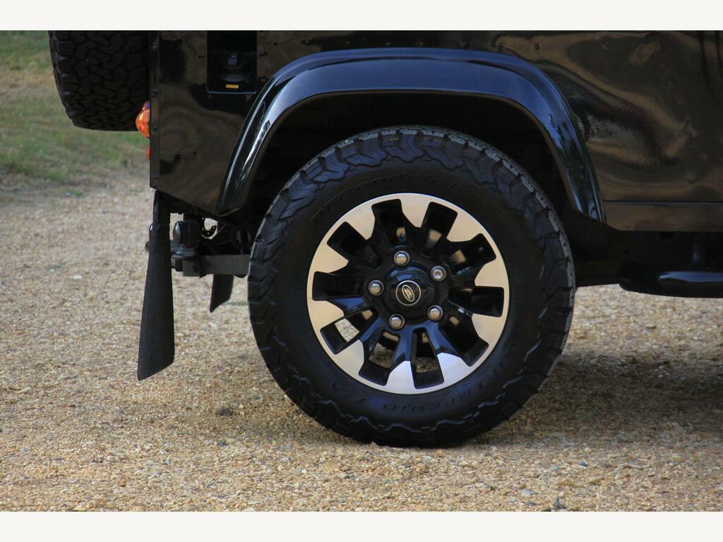 Land Rover Defender 90 Diesel White #49