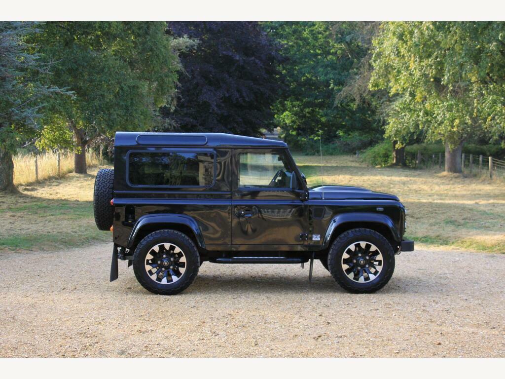 Land Rover Defender 90 Diesel White #62