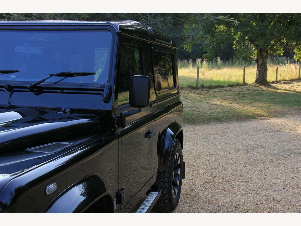 Land Rover Defender 90 Diesel White #30