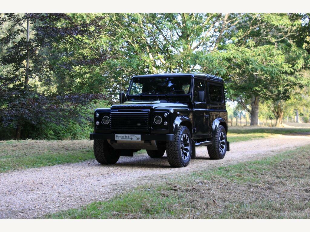 Land Rover Defender 90 Diesel White #63