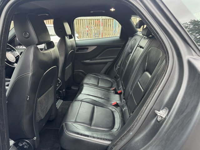Jaguar F-Pace 2.0 R-sport Awd 178 Bhp Silver #8