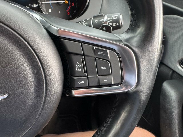 Jaguar F-Pace 2.0 R-sport Awd 178 Bhp Silver #22