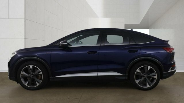 Audi Q4 E Tron 40 S Line Sportback 82Kwh 204 P Blue #3