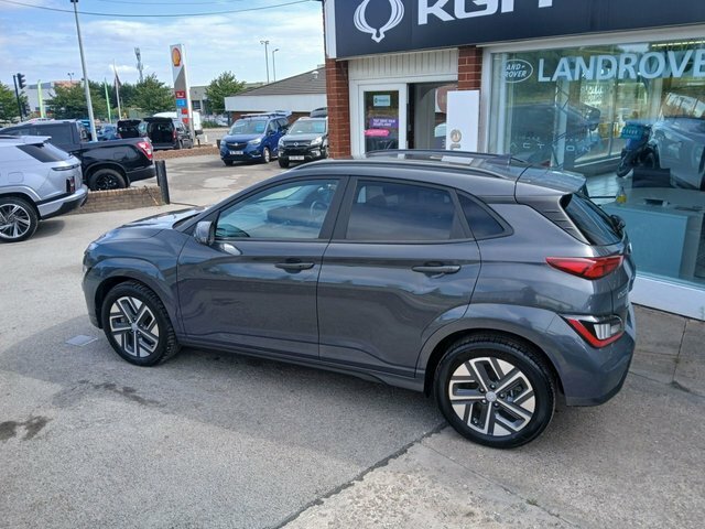 Hyundai Kona 64Kwh Premium Suv 10.5Kw Charge CJ23FRC Grey #4