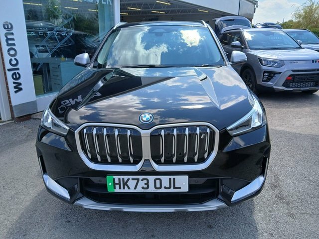 BMW iX1 30 66.5Kwh Xline Suv Xdrive 11K Black #2